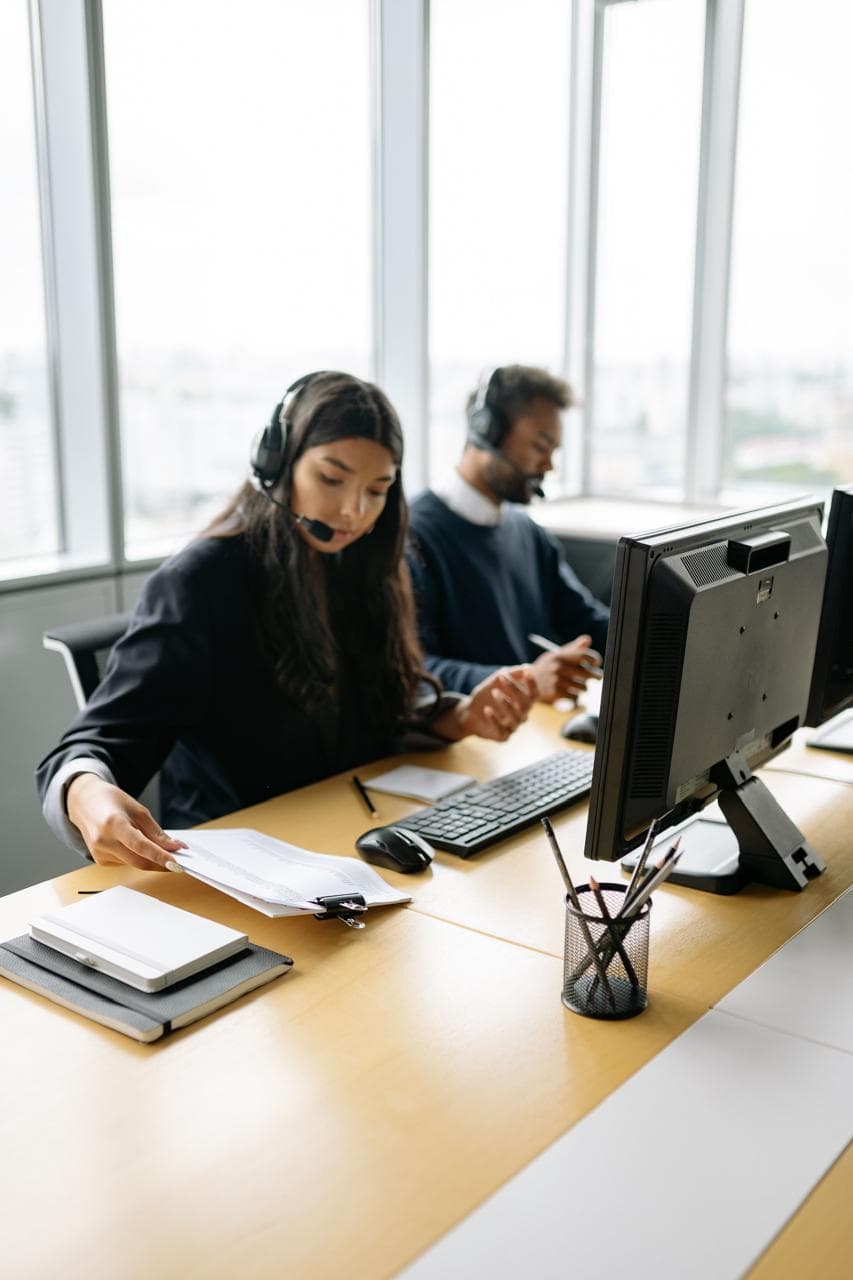 A support team calling customers back on schedule